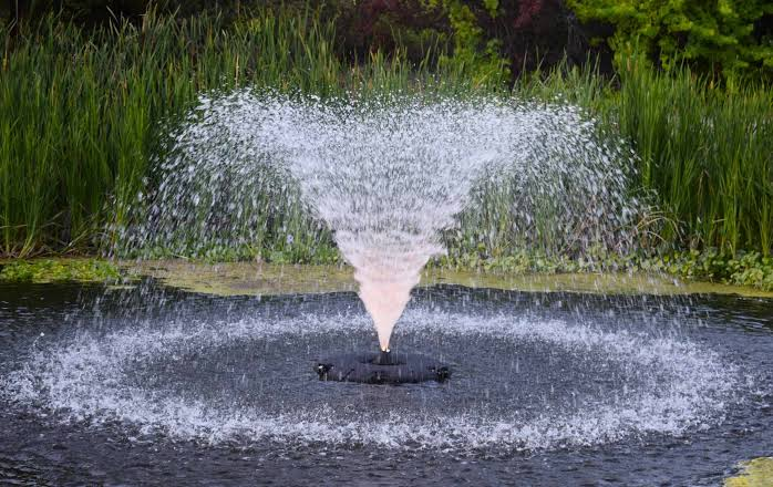 Large Pond Fountains for Golf Course and Irrigation Ponds